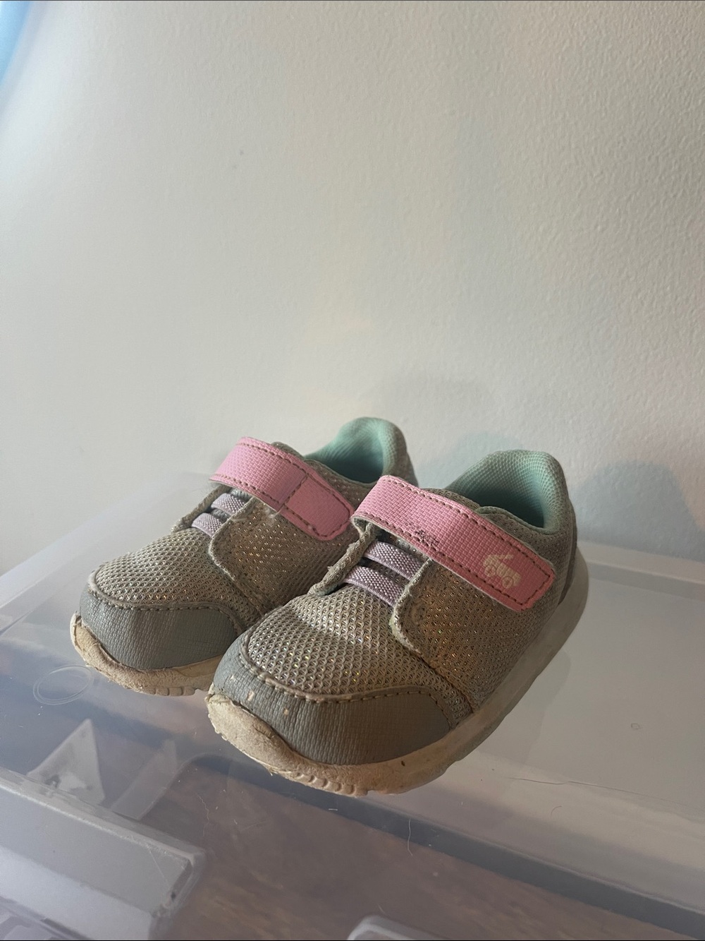 See Kai Run Gray Mesh Sneakers with Pink Strap Size 5